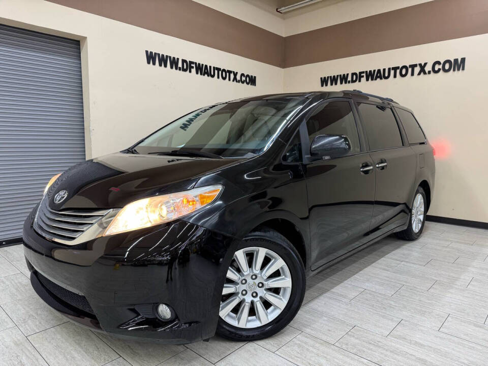 2012 Toyota Sienna for sale at DFW Auto & Services Inc in Fort Worth, TX