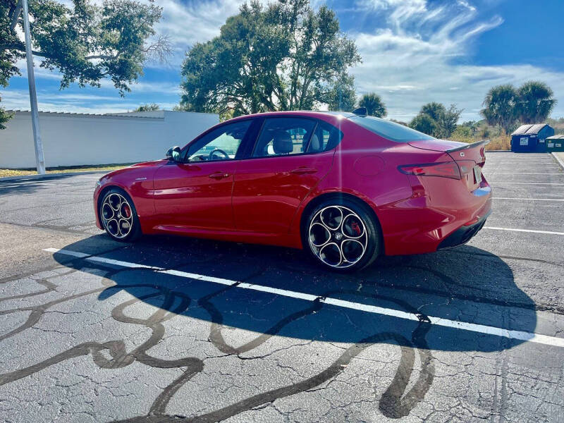 2022 Alfa Romeo Giulia Veloce