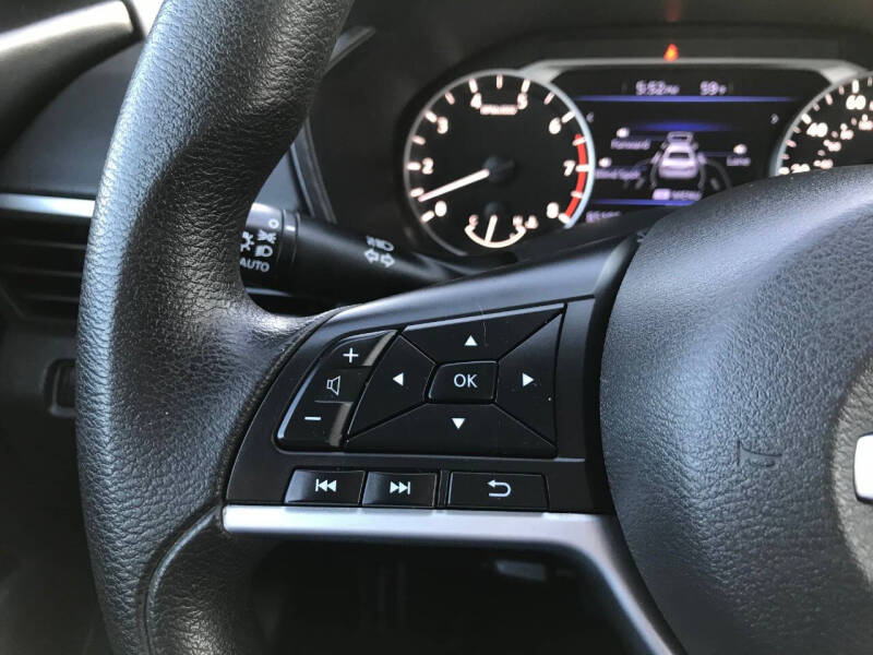 2021 Nissan Altima 2.5 SV