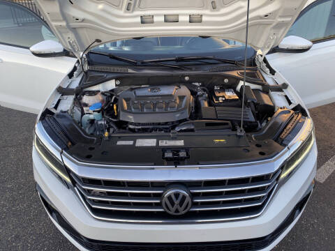 2020 Volkswagen Passat R-Line