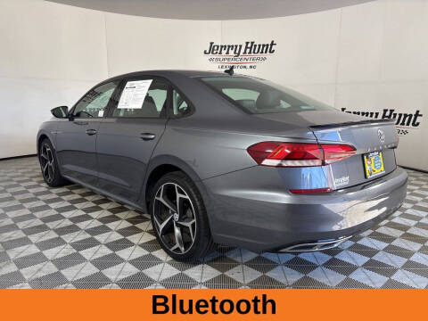 2020 Volkswagen Passat R-Line