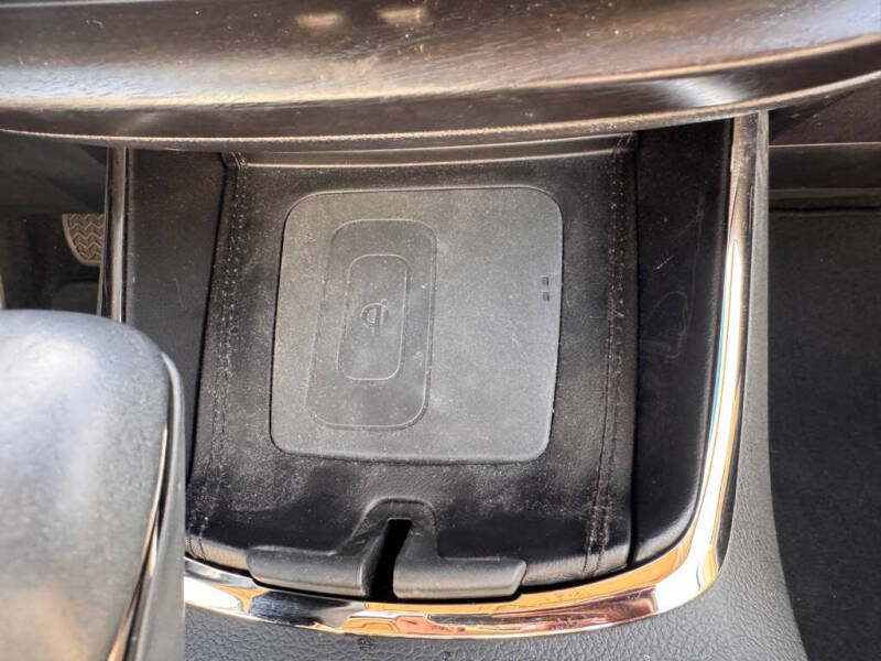 2017 Toyota Avalon XLE