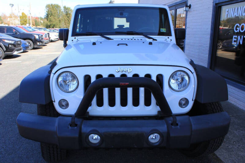 2015 Jeep Wrangler Sport photo 2