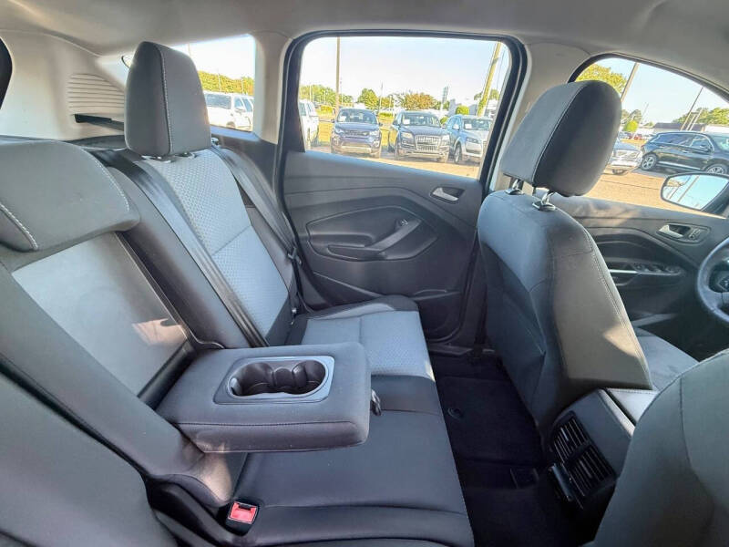 2017 Ford C-MAX Energi SE