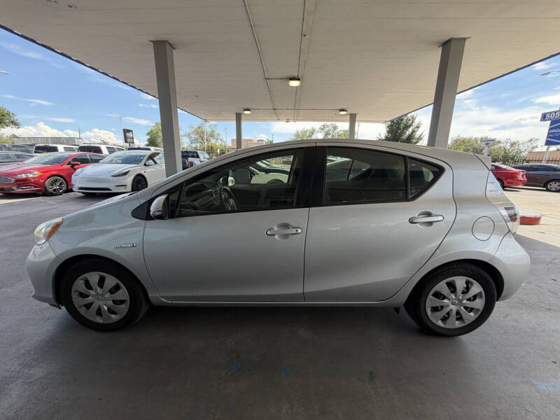 2014 Toyota Prius c Two