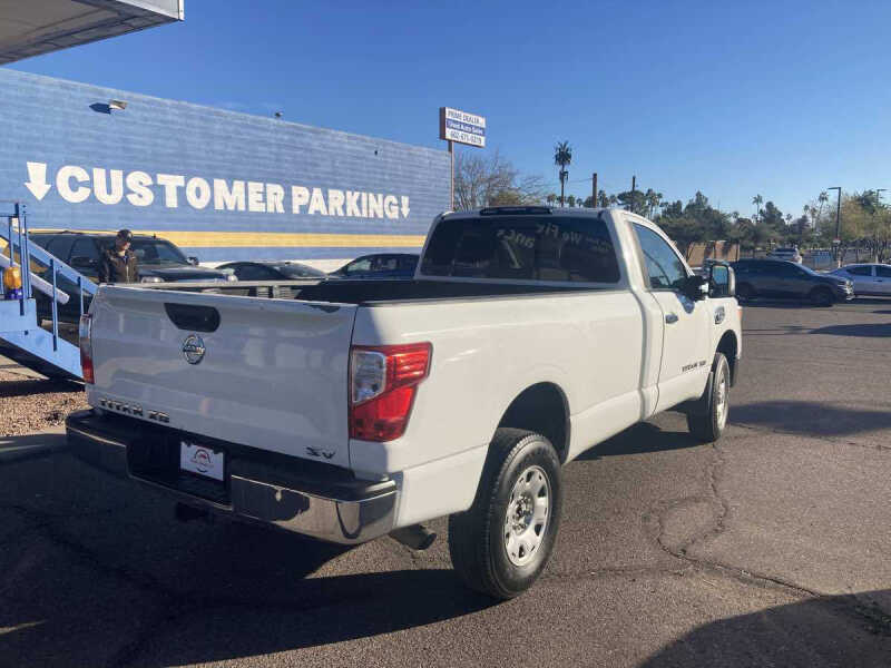 2017 Nissan Titan XD SV