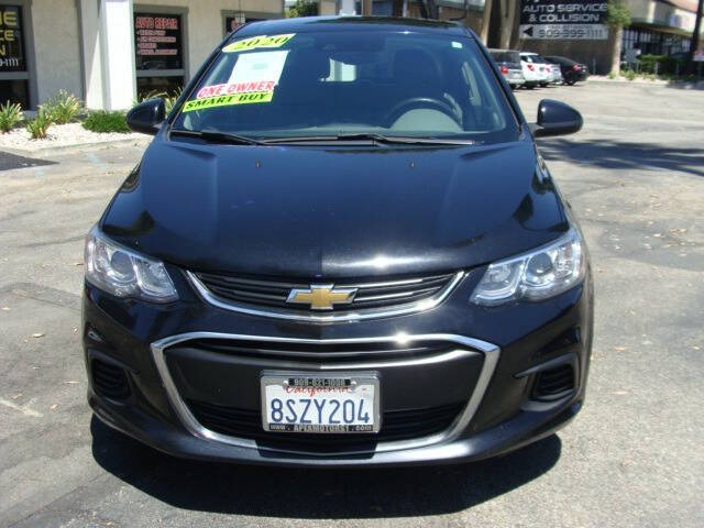 2020 Chevrolet Sonic null photo 4