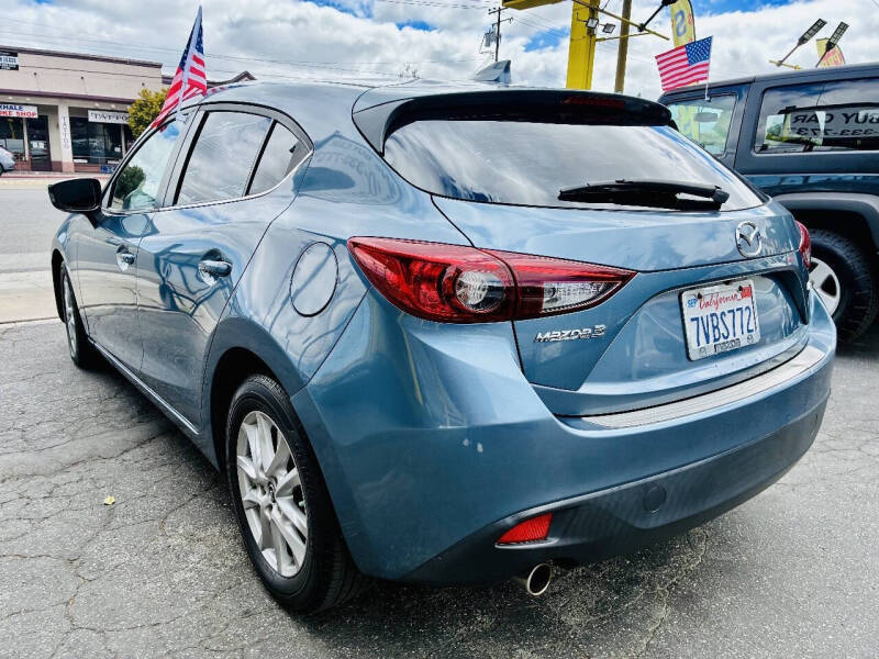 2016 Mazda MAZDA3 i Touring