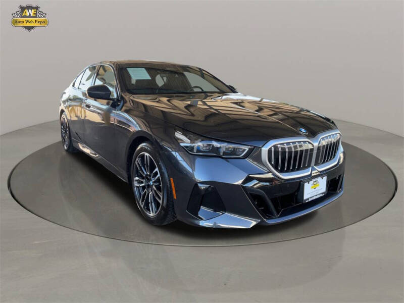 2025 BMW 5 Series 530i