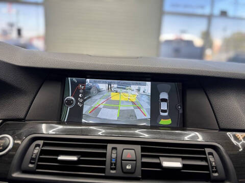 2011 BMW 5 Series 550i