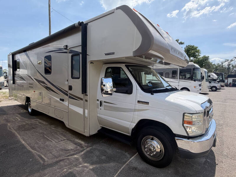 2017 Winnebago Minnie Winnie