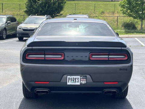 2020 Dodge Challenger SXT