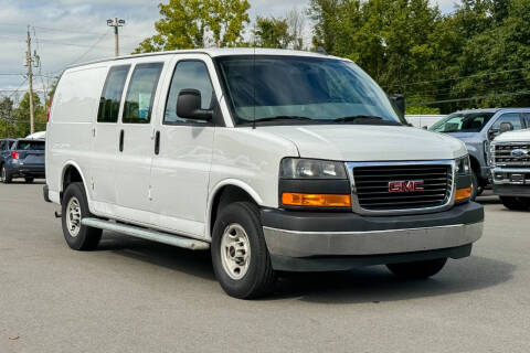 2022 GMC Savana 2500