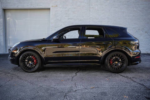 2022 Porsche Cayenne GTS