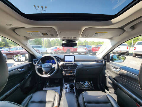 2022 Ford Escape Titanium