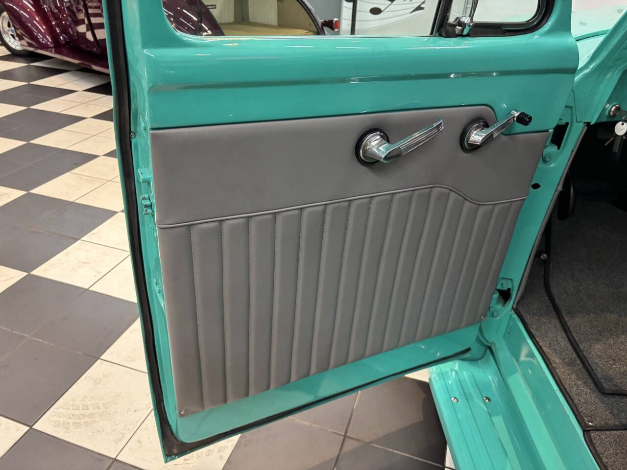 1953 Ford F-100 11