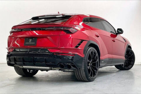 2023 Lamborghini Urus S