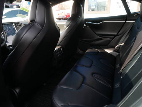 2017 Tesla Model S 75D