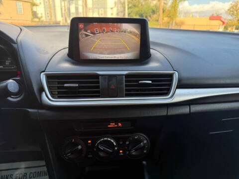 2018 Mazda MAZDA3 Sport