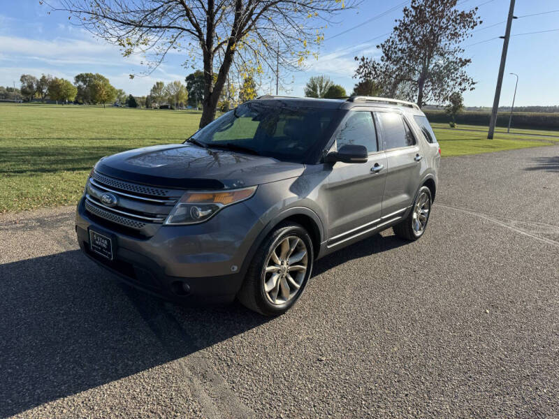2013 Ford Explorer Limited's photo
