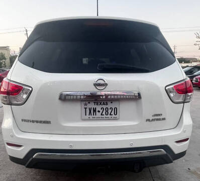 2013 Nissan Pathfinder Platinum