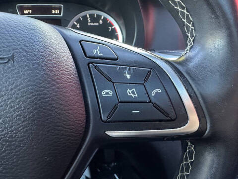 2018 Infiniti QX30 Premium