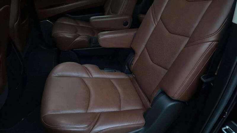 2018 Cadillac Escalade ESV Premium Luxury