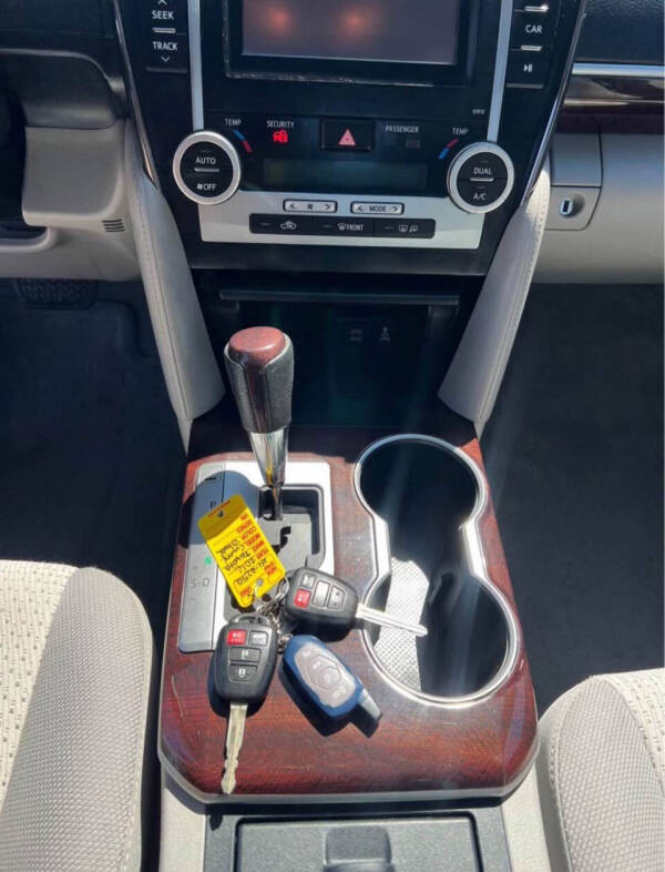 2012 Toyota Camry LE