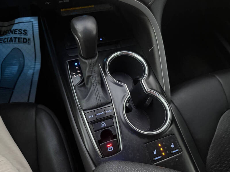 2020 Toyota Camry XSE