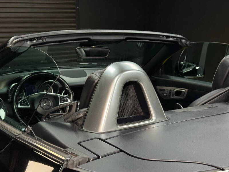 2017 Mercedes-Benz SLC SLC 300