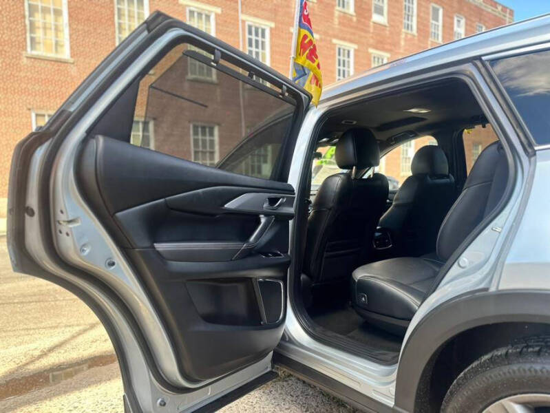 2022 Mazda CX-9 Carbon Edition