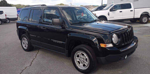 2016 Jeep Patriot for sale at Smith's Cars in Johnson City TN