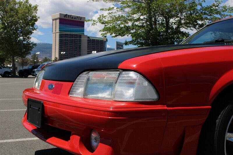 1990 Ford Mustang GT
