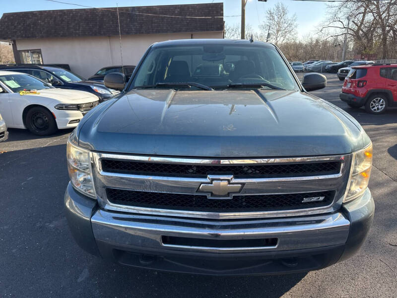 2009 Chevrolet Silverado 1500 1LT photo 10