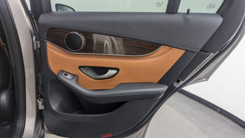 2019 Mercedes-Benz GLC GLC 300 4MATIC