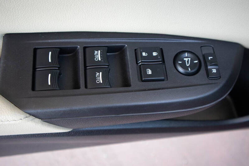 2017 Acura ILX w/AcuraWatch