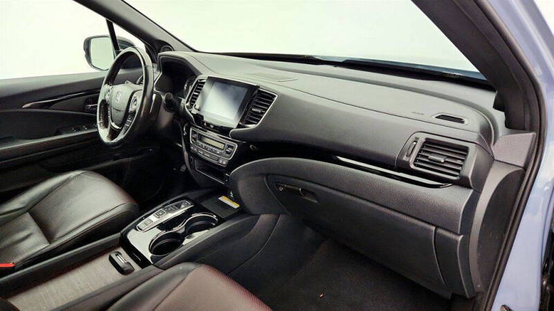 2022 Honda Ridgeline Black Edition