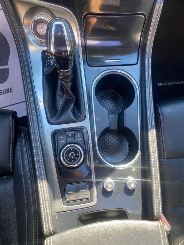 2017 Nissan Maxima Platinum