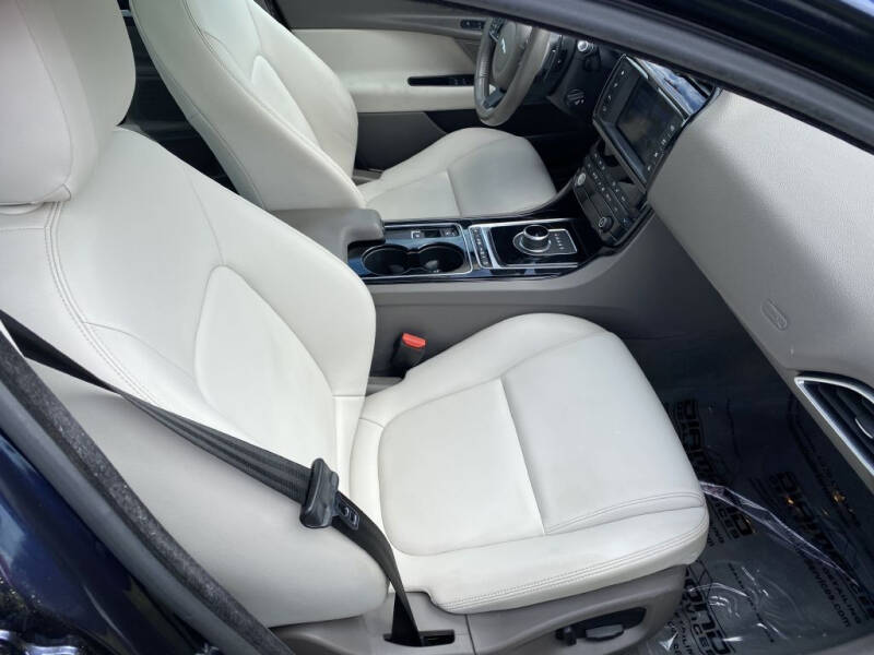 2017 Jaguar XE 20d Premium