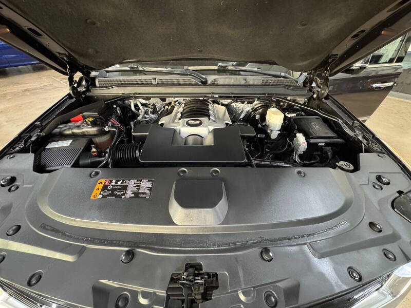 2017 Cadillac Escalade Luxury