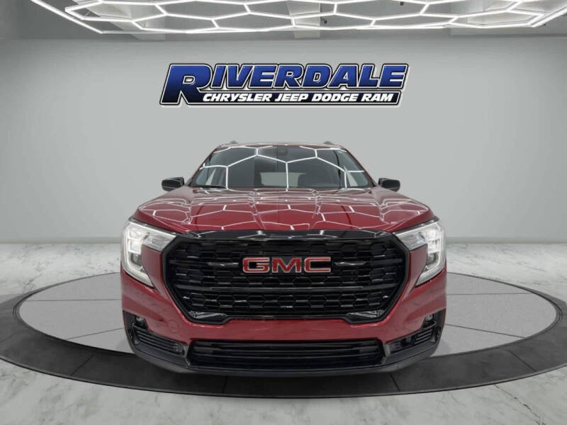 2023 GMC Terrain AT4