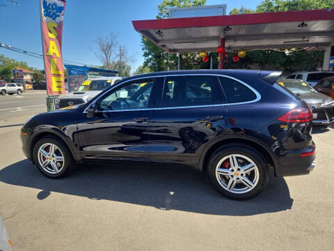 2017 Porsche Cayenne S
