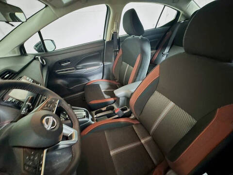 2025 Nissan Versa SR