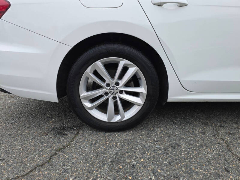 2020 Volkswagen Passat SE