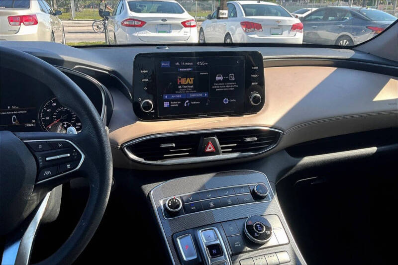 2022 Hyundai Santa Fe SEL