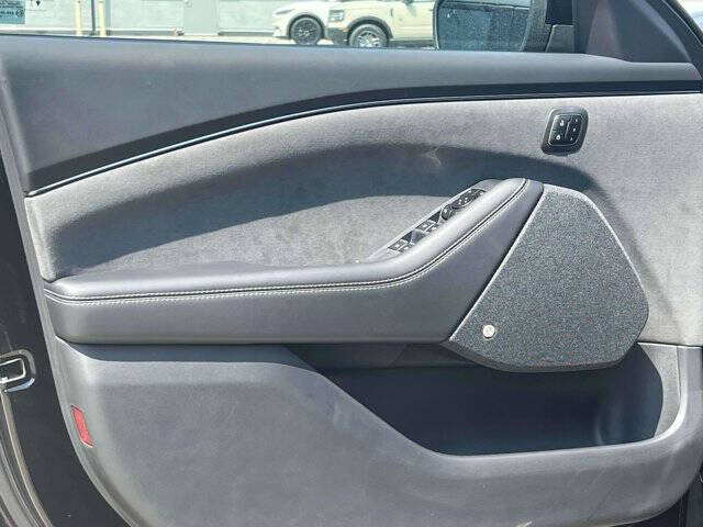 2025 Ford Mustang Mach-E GT