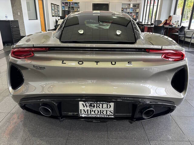 2024 Lotus Emira 2