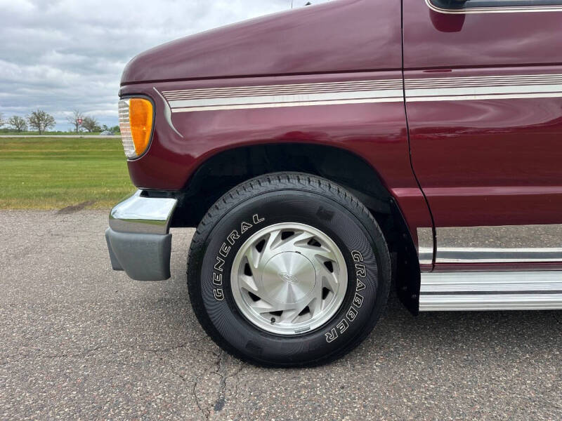 2003 Ford E-Series