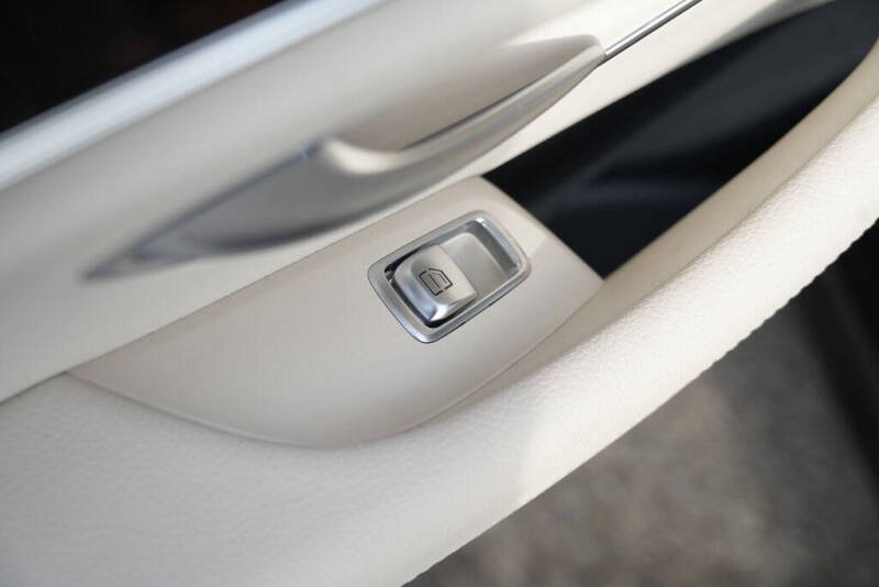 2019 Mercedes-Benz E-Class E 300 4MATIC