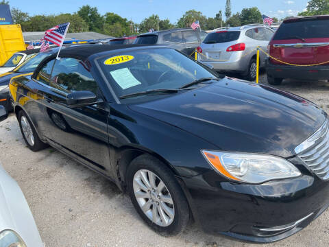 2013 Chrysler 200 Touring